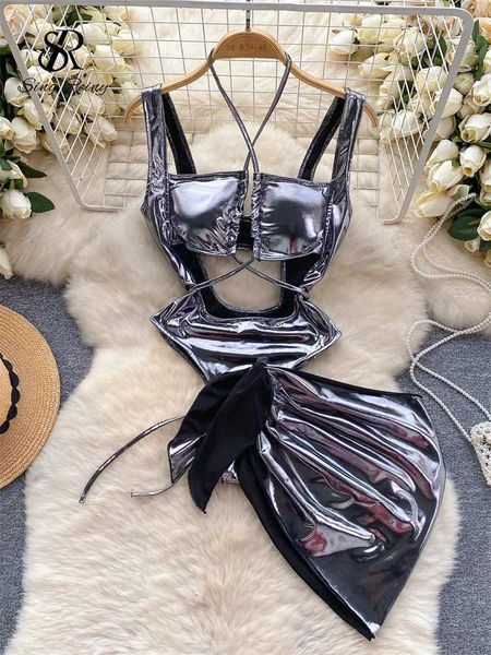 Robe de deux pièces Singreiny Hollow Out Slim Beach BodySuit Body Strap Halter Backless Plays Cuits + Mini Jupe brillante Strtwear Sexy Two Pieces Set Y240508