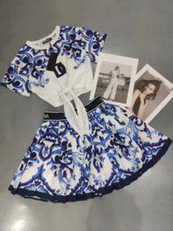 Conjunto de falda de vestido de dos piezas, ropa de diseñador para mujer, top con cuello halter de Medusa, conjuntos de falda de cintura alta con estampado vintage, ropa de mujer de alta calidad