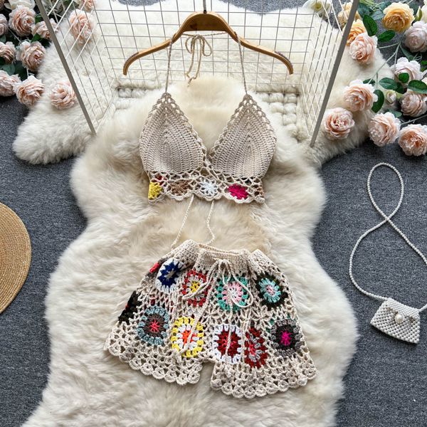 Robe deux pièces été bohème crochet à la main tricoté costume découpé femmes col en v soutien-gorge haut + short à jambes larges ensemble deux pièces