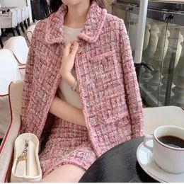 Tweedelige jurk Temperament Celebrity Grof Tweed Jasje Rok Tweedelige set Dames Koreaanse mode Polokraag Zoete geruite losse herfstpak 231205