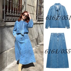 Tweedelige jurk Unizera Spring Dames slijtage pendelende bowknot denim shirt pullover top hoge taille losse rok twope oce set 6164051 230509