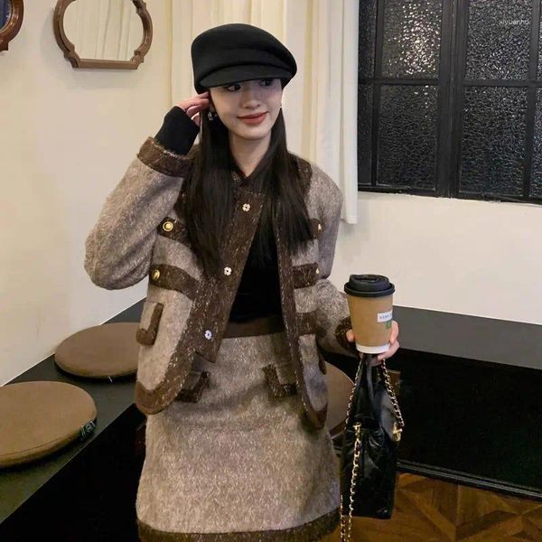 Vestido de dos piezas UNXX 2023 Invierno Coreano Retro de gama alta Mellow Tweed Chaqueta corta de lana cruzada y conjunto de falda Moda Mujer Chica