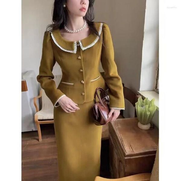 Robe deux pièces pour femme, automne/hiver, petit parfum français, col de poupée, costume en laine, jupe rétro, manteau à la taille, surjupe deux pièces