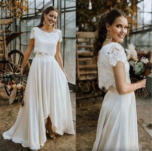 Tweedelige romantische bohemien grote maten trouwjurken bohemien een lijn ronde hals korte mouwen hi-lo kant plooien strand bruidsjurken vestido de novia