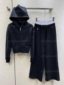 Tweedelige vrouwelijke ontwerper Hoodie Pakken mode set lange broek en capuchon jas casual comfort vrouw herfst dames kleding