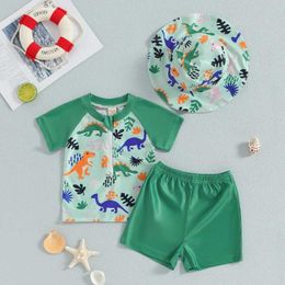 Tweedelige stukjes baby en peuter jongens 3-delige zwempakset kinderen korte mouw dinosaurus print badkleding met zon hoed surfpak h240508