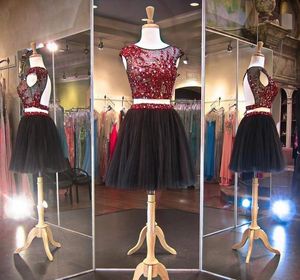 Twee stukken Homecoming -jurken kralen puur doorzien door rugloze korte prom -jurken met cap mouwen HY00728