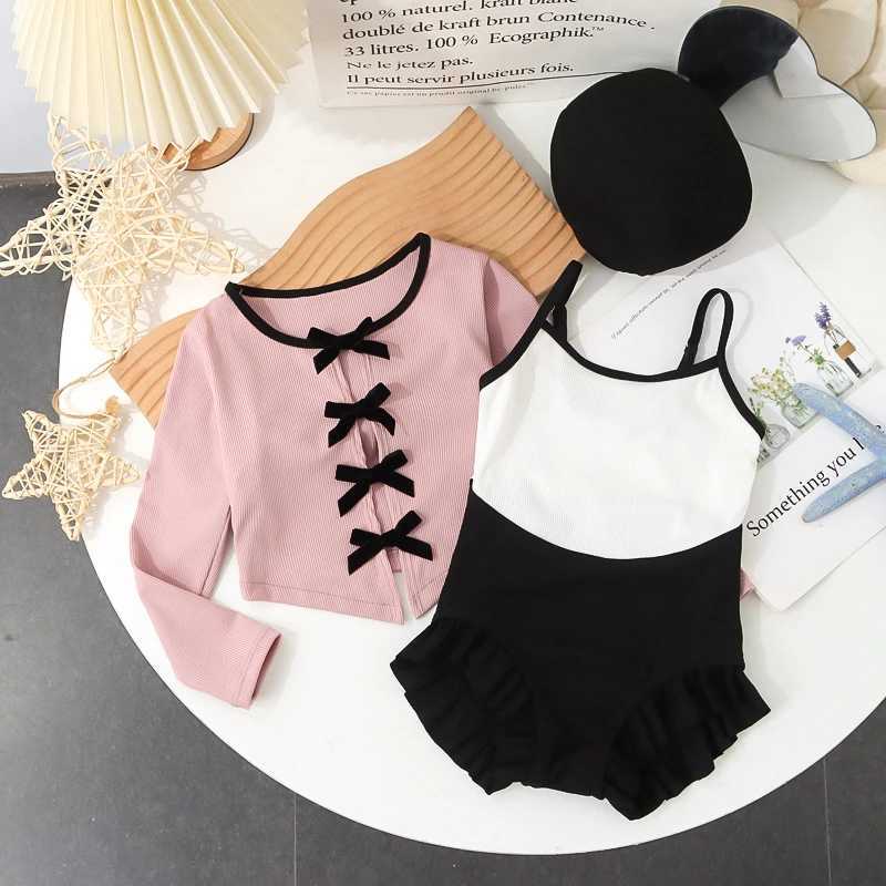 Two-Pieces Korean fashion bow toddler girl swimsuit black and pink swimsuit set summer childrens clothingL2405