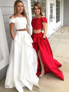 Twee stukken Red Ivory Prom Dresses met zakken Off The Shoulder Strapless 2019 Avondjurk Sexy Split Ruches Formele Party Vestidos de Gala