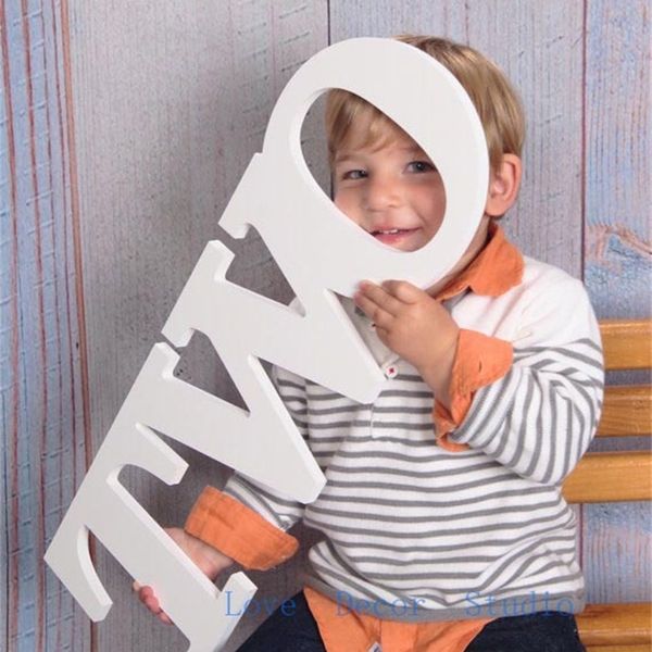 DOS letreros - Accesorio fotográfico para niños - DOS accesorios para el segundo cumpleaños - Letra de madera para la segunda fiesta de cumpleaños 210318