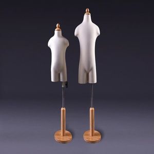 Deux styles bébé demi-torse Enfant réaliste 1pc Mannequins affichage du corps Circulaire base en bois bricolage xiaitextiles tissu flexible robes tissu, D340