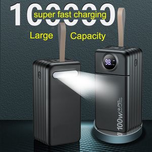 Tweewegs snel opladen Power Bank 100000MAH 4 USB Uitgang Poverbank Externe batterij met zaklamp voor iPhone 1314 Xiaomi Huawei