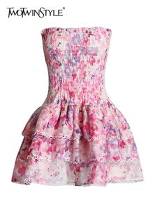 Twotwinstyle Colorblock Printing Dress voor vrouwen Strapless mouwloze high taille patchwork vouwen Slanke jurken vrouwelijk mode 240514