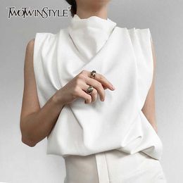 Twotwinstyle Csaual Vrouwen T-shirt Turtleneck Sleevels Ruched Losse Minimalistische T-shirt voor Vrouwelijke Mode Kleding Lente 210702