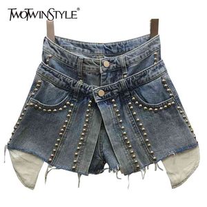 Twotwinstyle nep twee denim short voor vrouwen hoge taille patchwork klinknagel casual shorts vrouwelijke mode kleding zomer 210625