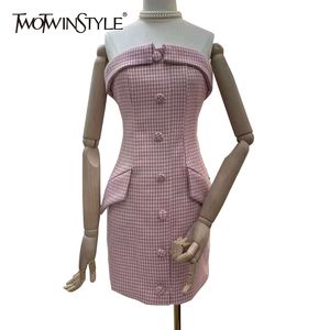 Twotwinstyle plaid roze slanke jurk voor vrouwen strapless mouwloze hoge taille mini jurken vrouwelijke mode kleding daling 210517