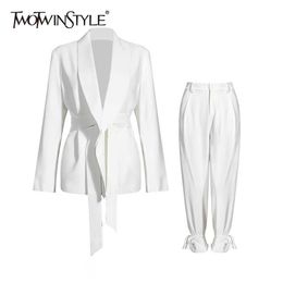 Twotwinstyle Solid Color Korean Tweedelige Set Vrouwen Blazer Hoge Taille Riem Lace-Up Straight Pants Suits Föhn Fashion 210709