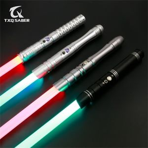 TXQSABER Sales Heavy Dueling Lightsaber 6 set geluid 12 kleur veranderende metalen gevest Cosplay Gift Volume aanpassen Laserzwaard 220817