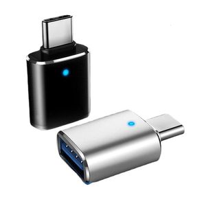 Type-c naar 3.0 USB-kaartlezer OTG-adapter met indicatielampje, muis, toetsenbord, geluidskaart, in auto gemonteerd
