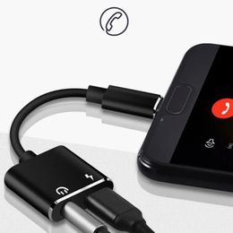 Type C tot 3,5 mm oortelefoonaansluiting Adapter 2 in 1 USB C C Audiokabelconverter Laad Splitter Hoofdtelefoonadapter voor Samsung Xiaomi