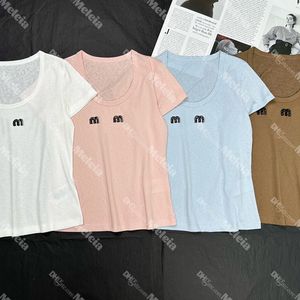 U cou t-t-shirt Brand perle t-shirts Designer Brewable Short à manches courtes pour les femmes Summer Tees décontractées