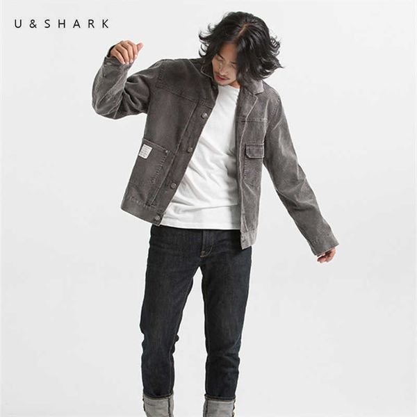 USHARK Automne Corduroy Vestes Casual Hommes Coton Vêtements d'extérieur Rétro Mode Manteaux Mâle Haute Qualité À Manches Longues Gris Veste Manteaux 210603