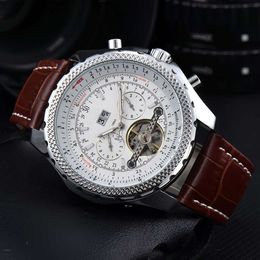 U1 AAA Bretiling B01 44mm Navitimer Générant de la montre de montre mécanique automatique montres caoutchoucs Hommes montres en verre saphir Breightling 1DC2