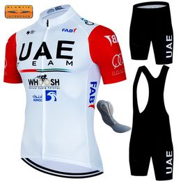 EAU 7 horas Pad Road Bike Jersey Mens Cycling Pro Team Pants MTB Ciclo Ciclo Ciclo Man Cyclist Set 240416