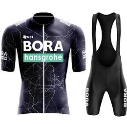 UCI Bora Mens Cycling Veste uniforme short Mallot Man Summer Bike Jersey Clothing sets Pro Blouse Clothes Tricuta 240422