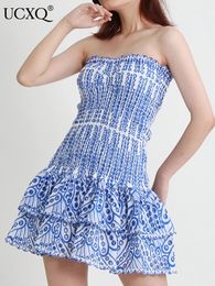 UCXQ Elegant Embroidery découpé femme mini robe sans bretelles à épaule haute vaille