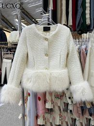 UCXQ veste en Tweed blanc pour femmes à manches longues fausse fourrure épissé peluche outwear Oneck manteau automne hiver vêtements 23A5037 240112