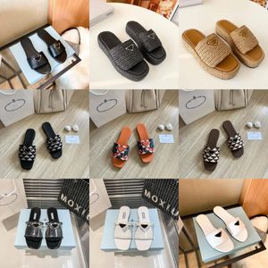 Designer Slippers Domemplatform Glides Haak Sandalen Zomer platte lederen slippers Sliders Sliders Casual schoenen Luxe Outdoor Home Buckle Beach Sandaal