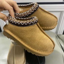 UGGsity Kid Kleinkind Tasman II Hausschuhe Tazz Babyschuhe Kastanienfell Slides Schaffell Shearling Classic Ultra Mini Boot Winter Mules Slip Wildleder Booties DF184