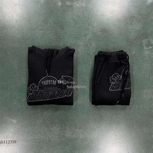 Vente chaude au Royaume-Uni Trapstar SHOOTERS HOODIE SURCKSUIT BLACKOUT Edition-Noir / Noir 1 Pantalon de jogging haut brodé de haute qualité Taille UE Xs-Xl