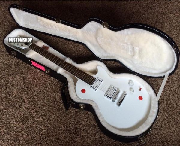 Bouton d'arcade de déchiqueteur ultime killswitch buckethead signature alpine blanc électrique guitare en rose en rose sans incrustations 24 jum4857656