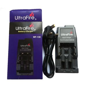 Chargeur de batterie multifonctionnel Ultrafire WF-139 pour 18650 18500 17670 16340 14500 10440 prise EU/US (AC 110 ~ 240 V) avec boîte de vente au détail