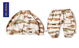 UnledOnjm 2 pièces sets hommes chemises Tracksuit Set Set Camouflage Pantalon Streetwear Joggers Pantal