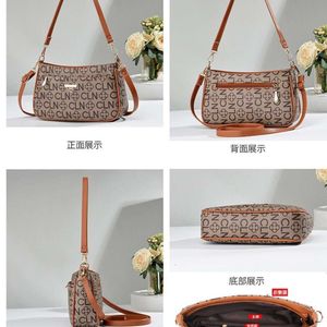 Onderarm voor dames Nieuwe Crossbody Trendy Koreaanse versie Textuur Middelbare leeftijd en ouderen Enkele schouder Damestas 2024 Design Mode 78% Korting Winkel groothandel