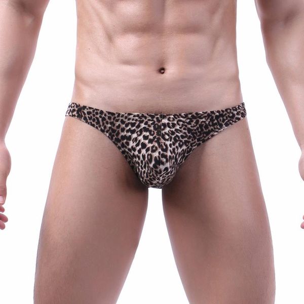 Sous-vêtements 3pcs / lot léopard imprimé sexy hommes sous-vêtements dos nu bikini slips gay poche de renflement cueca lingerie hommes culottes