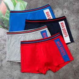 Sous-pants 4pcs Men's Cotton Brand Underwear Men Boxer Briefs respirants courts shorts confortables