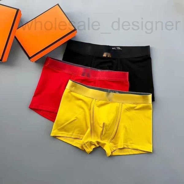 Sous-vêtements Designer Nouveaux sous-vêtements pour hommes en pur coton haut de gamme, tendance confortable et respirante, shorts Boxers pour hommes personnalisés LD5Q