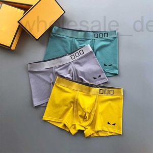 Sous-vêtements Designer Nouveaux Sous-vêtements pour hommes Sous-vêtements courts Boxer Soie de glace Été Section ultra mince Populaire Boxers en vrac Shorts Tête Slit C2D4