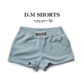 Sous-vêtements DM Shorts en peluche pour hommes Pantalons de maison Boxers de couleur unie Mode Chaleur Sous-vêtements 230823