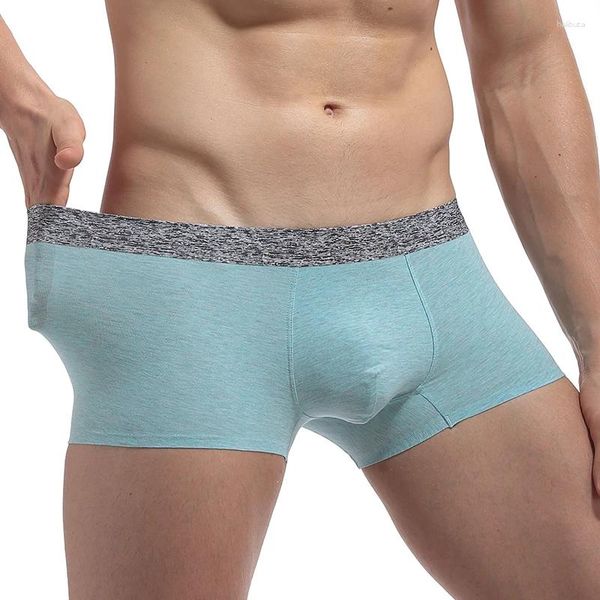 Sous-vêtements Mode Boxers Shorts Sous-vêtements sans couture pour hommes Traceless Modal Respirant Mâle