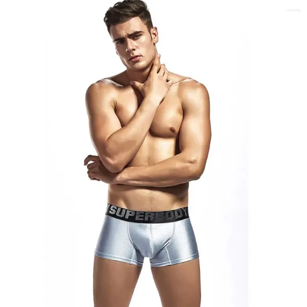 Sous-vêtements brillants sous-vêtements sexy pour hommes Boxer Shorts Nylon Fit doux coin plat mode personnalisé serré Quadrangle pantalon