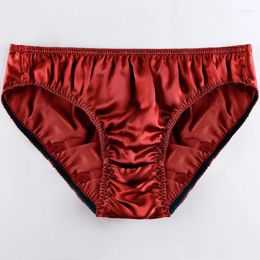 Sous-vêtements de haute qualité culottes en soie hommes couleur unie sous-vêtements sans couture respirant slips en satin sexy taille moyenne lingerie