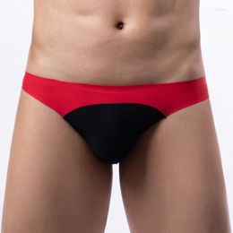 Mutande Ice Silk Antitraccia Slip da uomo Color Block Vita bassa Vita estiva sottile Comoda biancheria intima in nylon