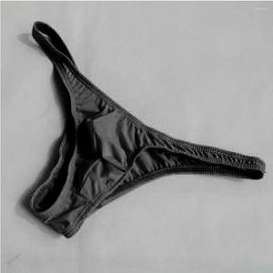 Calzoncillos Mans Sexy G-String Thong Ropa interior transpirable Bolsa de fondos Hombres Mini Bragas Male Breve