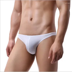 Men de sous-pants hommes sexy brefs gays pantalon de bikini de mode pour les jeunes personnalité élastique à taille basse lingerie u convex sachet sous-vêtements