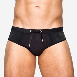 Onderbroek Heren nylon mesh zwemshorts badpak strandbroek surfen badpak shorts patchwork ronde gat boxer merrie uomo J240328